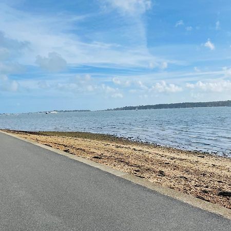 Brownsea Island View Penthouse Apartment Пул Екстериор снимка