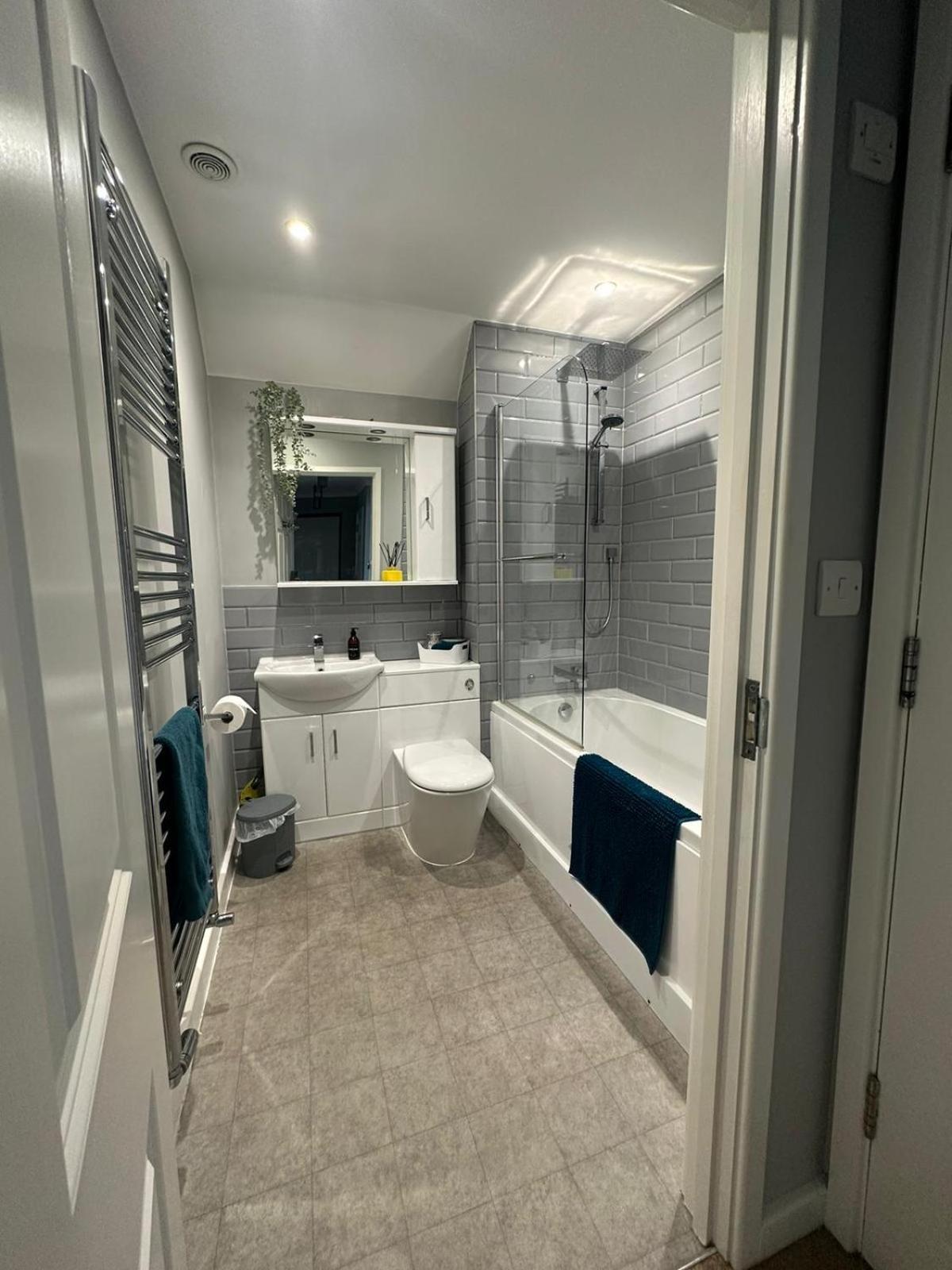 Brownsea Island View Penthouse Apartment Пул Екстериор снимка